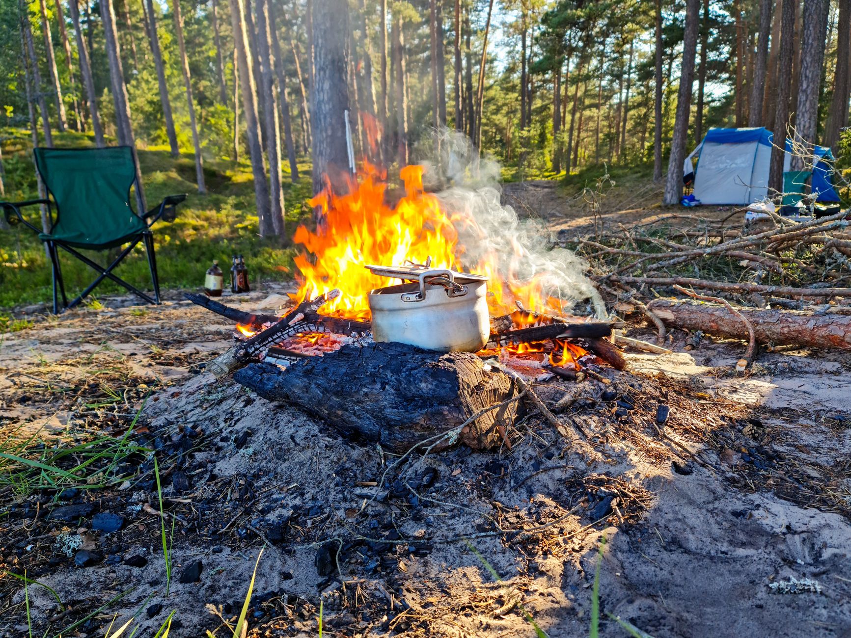 Camp Dutch Oven Cookbook: Master Baking Techniques Outdoors