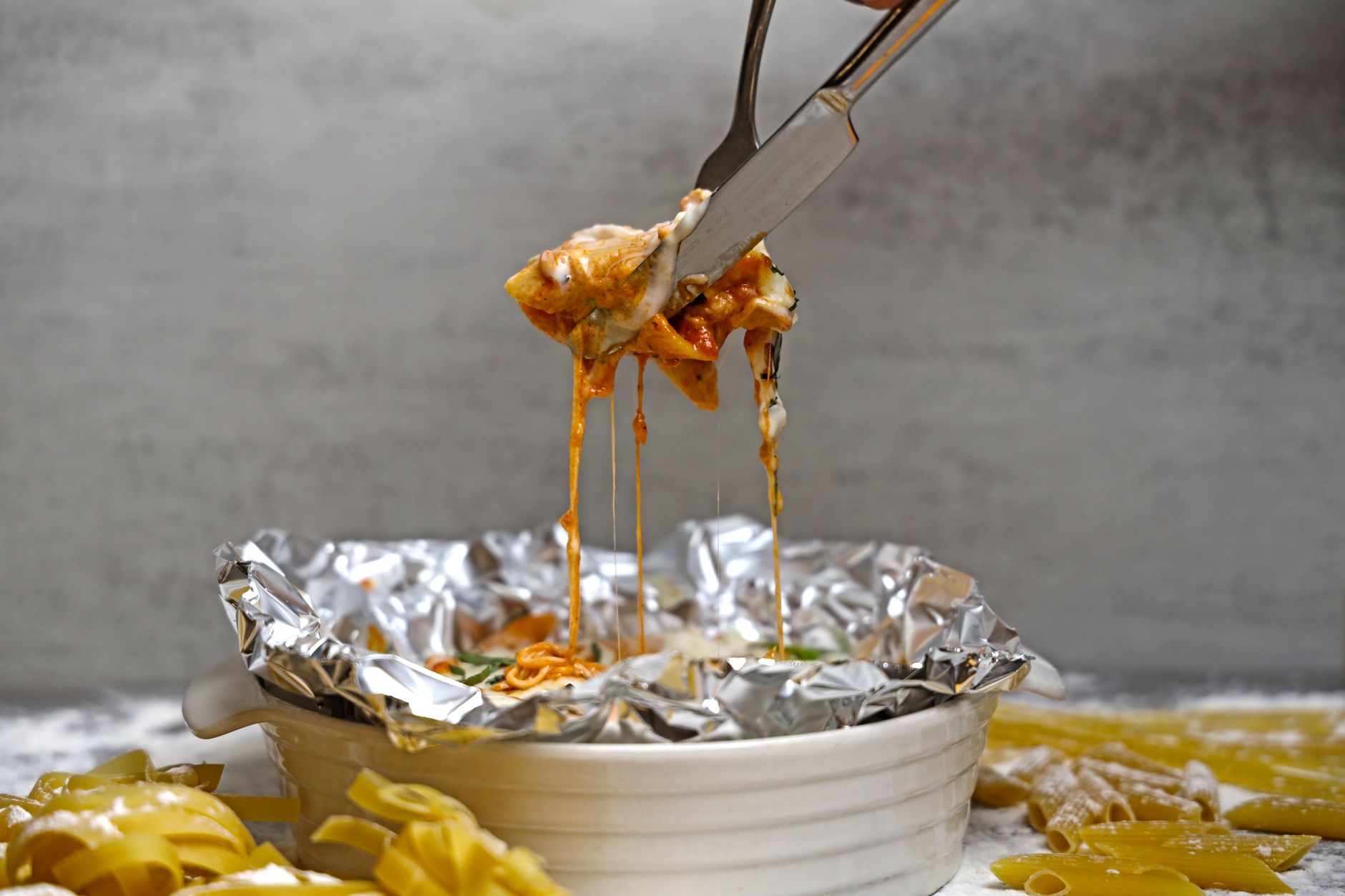 Cheesy Potato Foil Packets in Oven: Easy, Crispy & Melty Delight