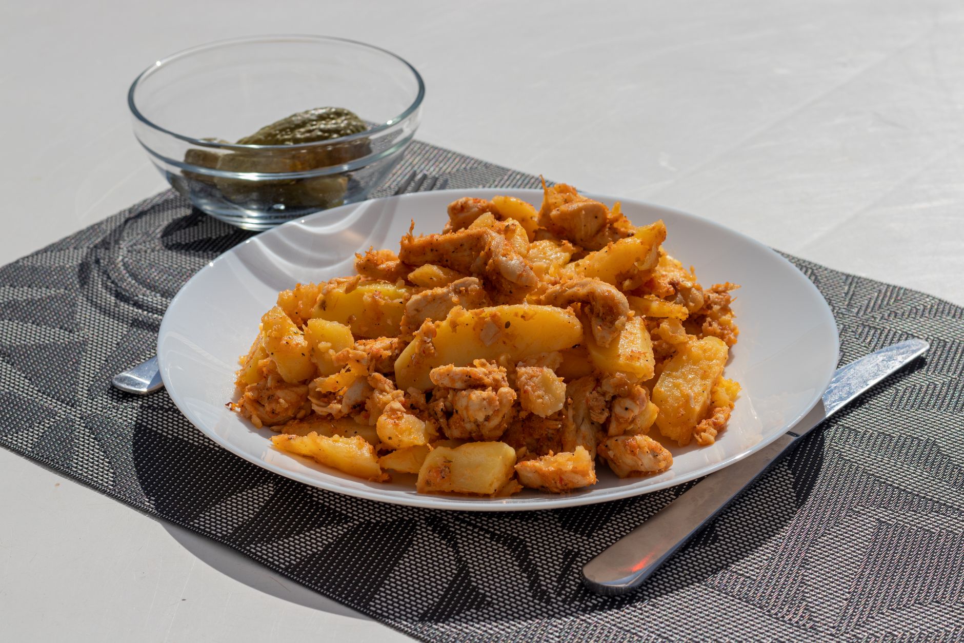 Dutch Oven Chicken Thighs and Potatoes: Crispy, Juicy & Easy Bake