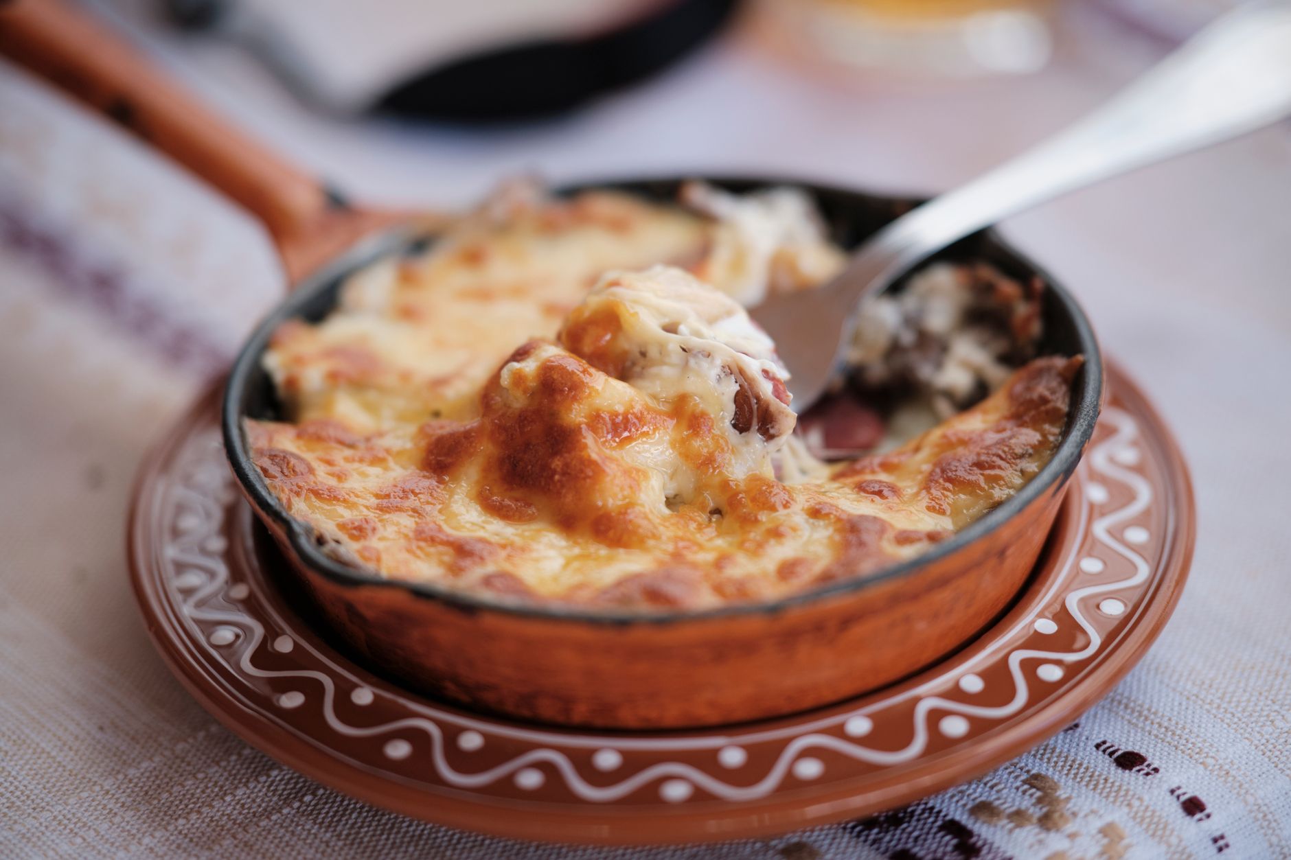 Le Creuset Dutch Oven: Master Baking Techniques for Perfect Results