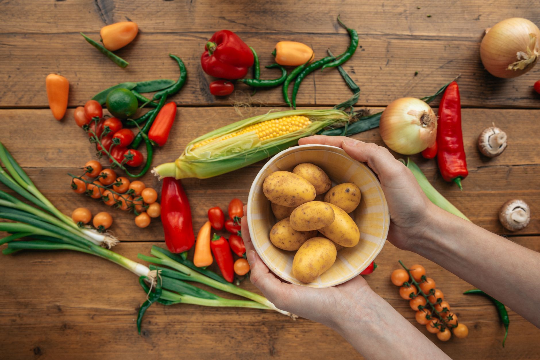 Potatoes, Onions and Peppers in Oven: Simple, Flavorful Baking Tips