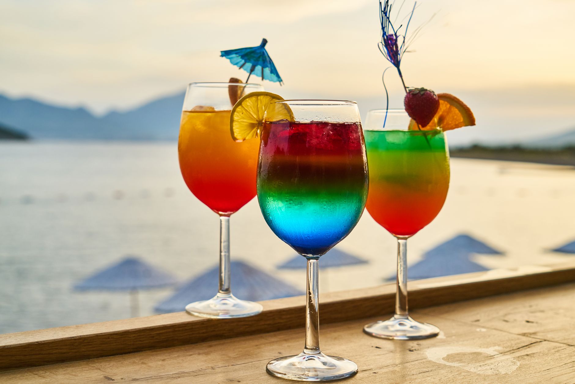 Peach on the Beach Cocktail: A Refreshing American Classic