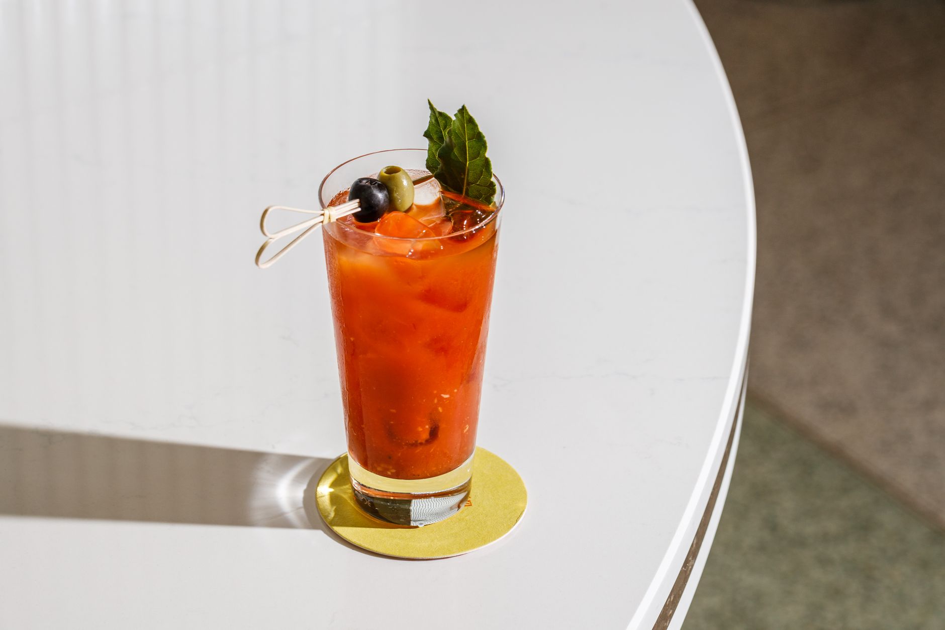 Savory Kale-Tomato Juice: A Nutrient-Packed Green Elixir