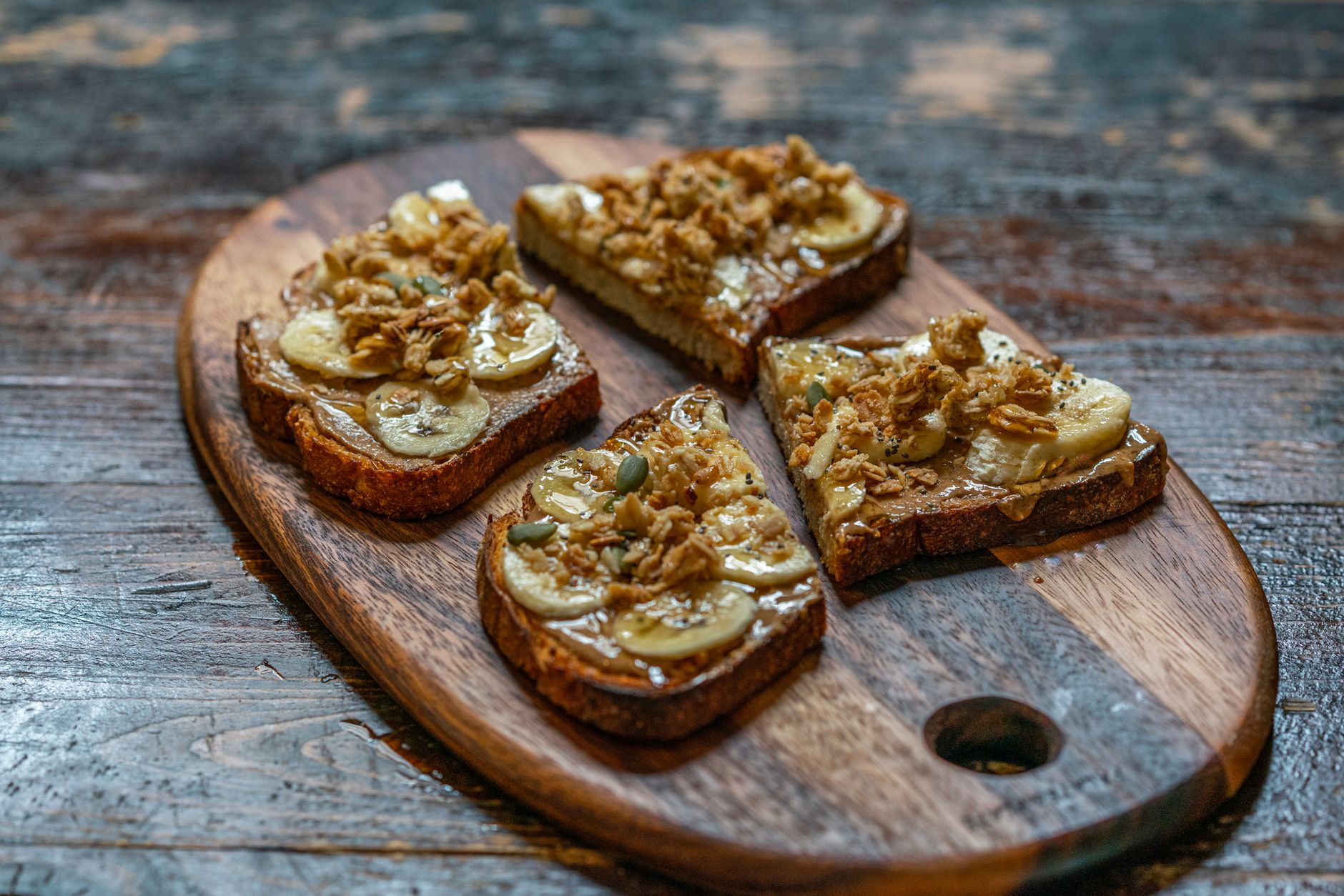 Deliciously Moist Banana Nut Bread Recipe for Breakfast