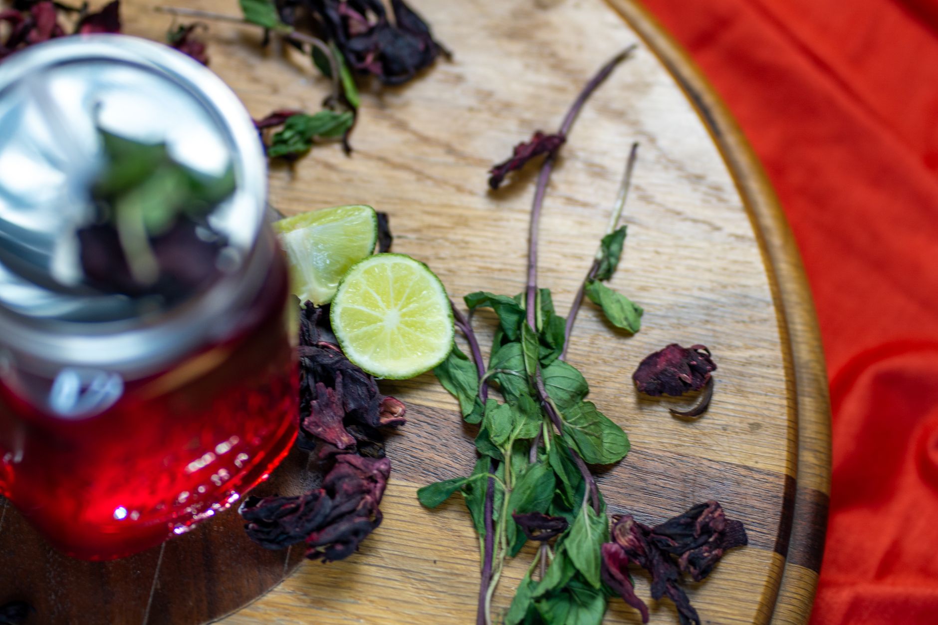 Hibiscus Lime and Mint: Refreshing Herbal Elixir Recipe