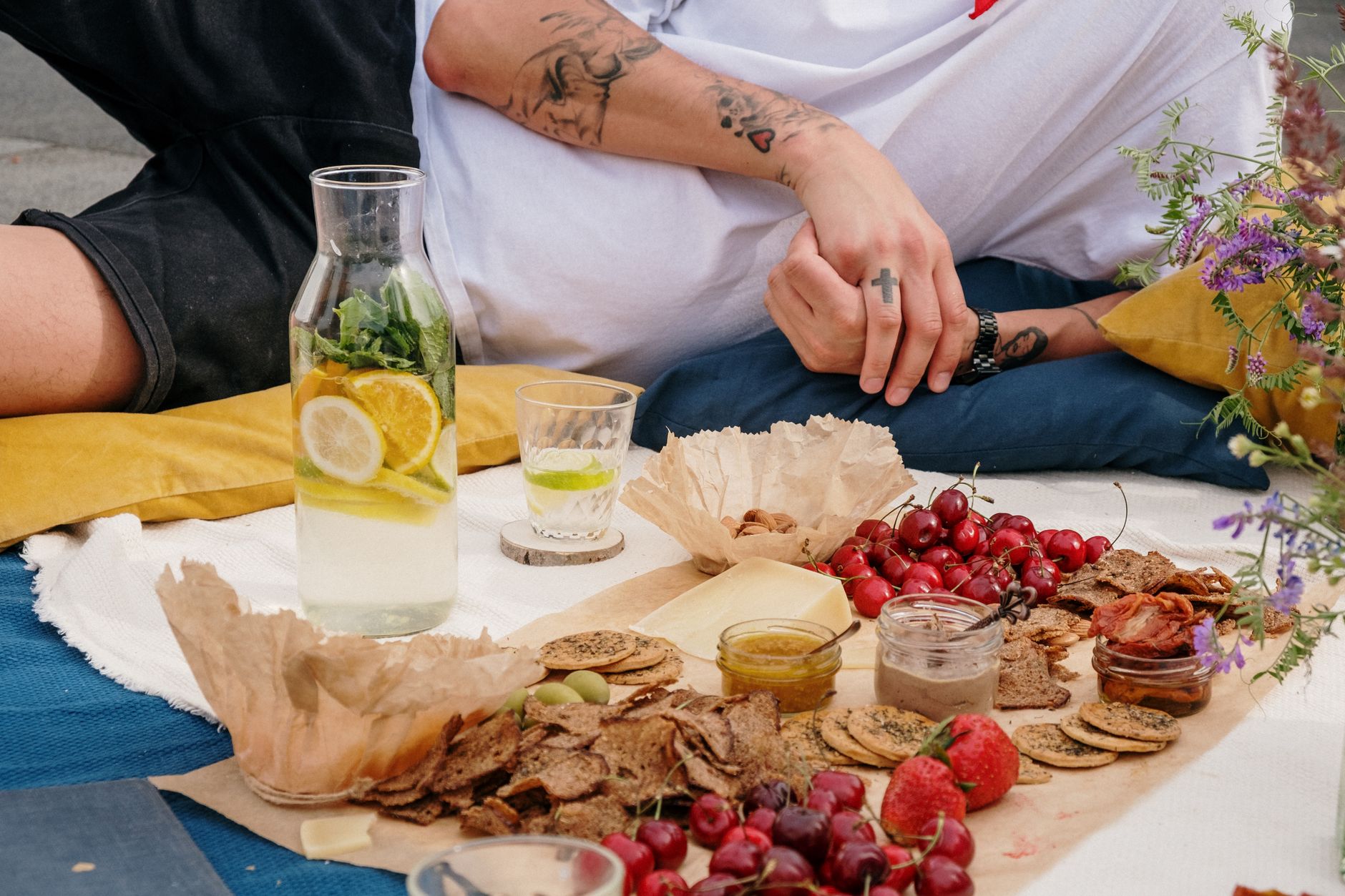Bacon Bow Tie Crackers And Herb Dip: A Crispy, Creamy Snack Delight
