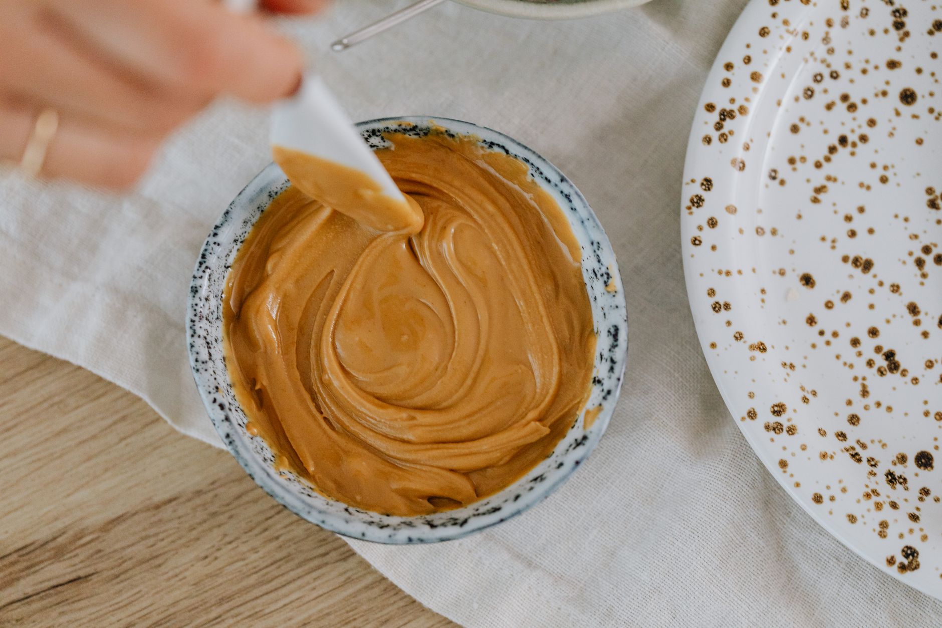 Chocolate Peanut Butter Brookies: Irresistibly Rich Dessert Delight