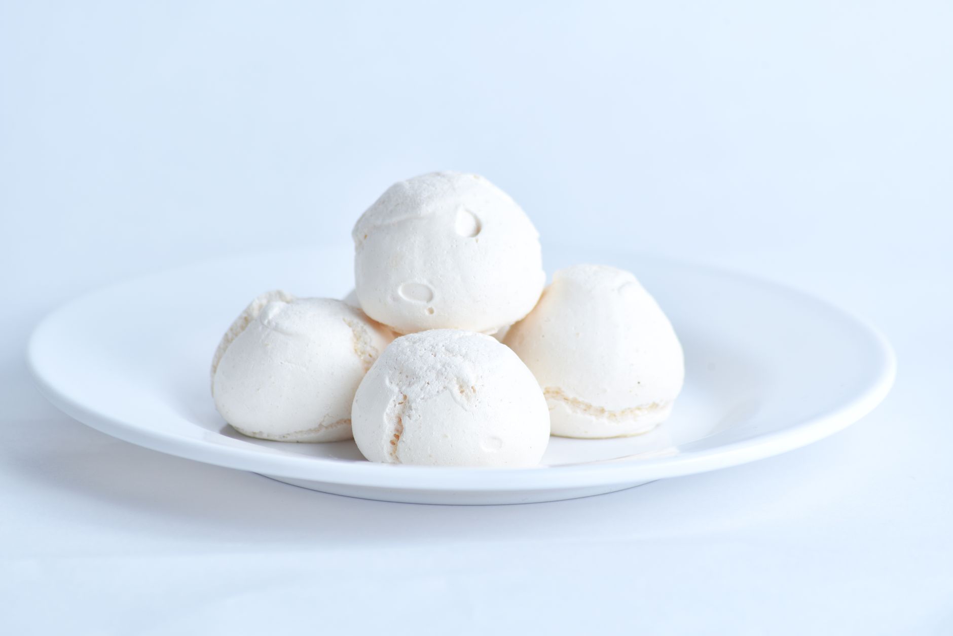 Meringue Cookies ("Forgotten Kisses") Recipe That Melts in Your Mouth