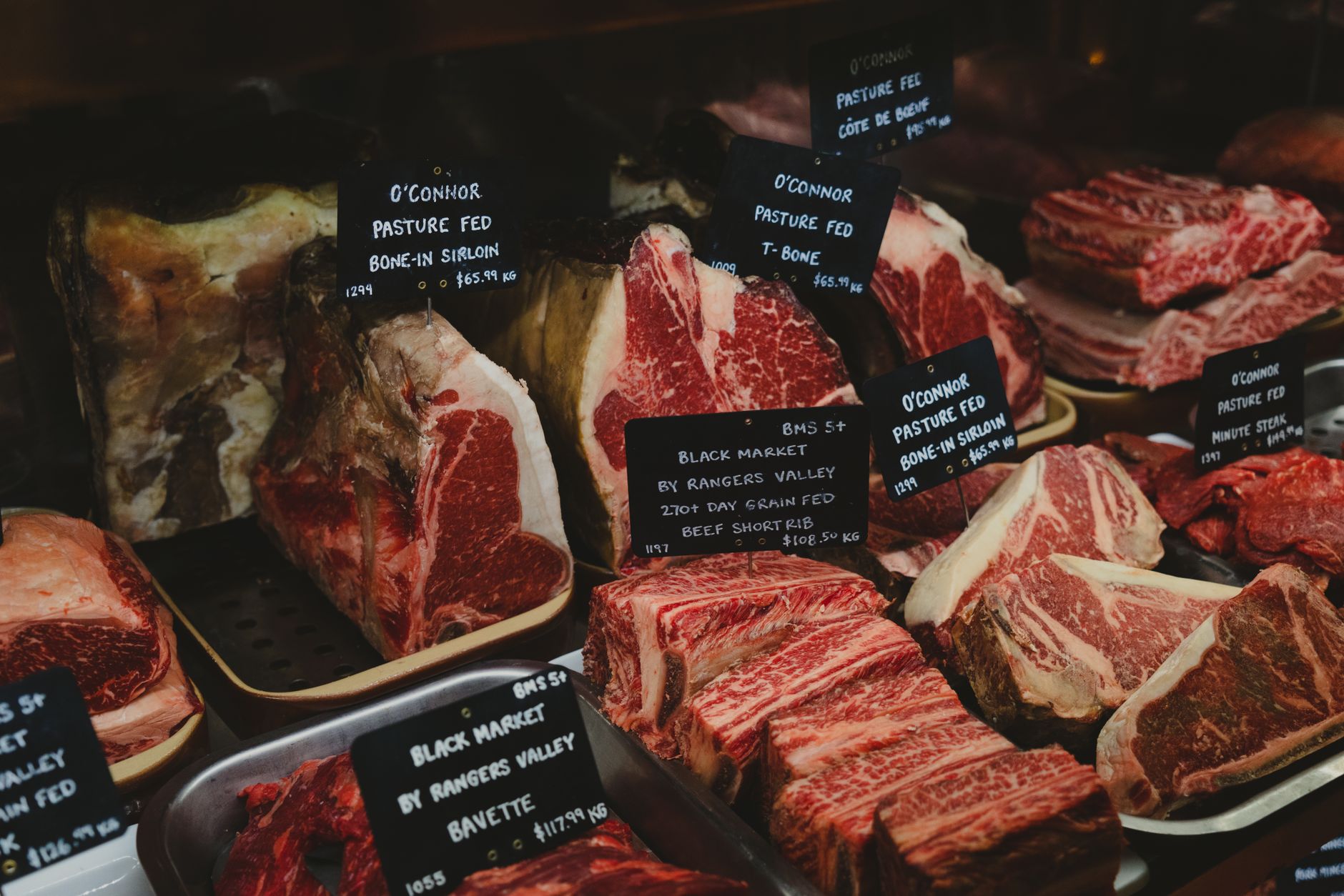 Red Wine-Braised Short Ribs: A Succulent Beef Recipe