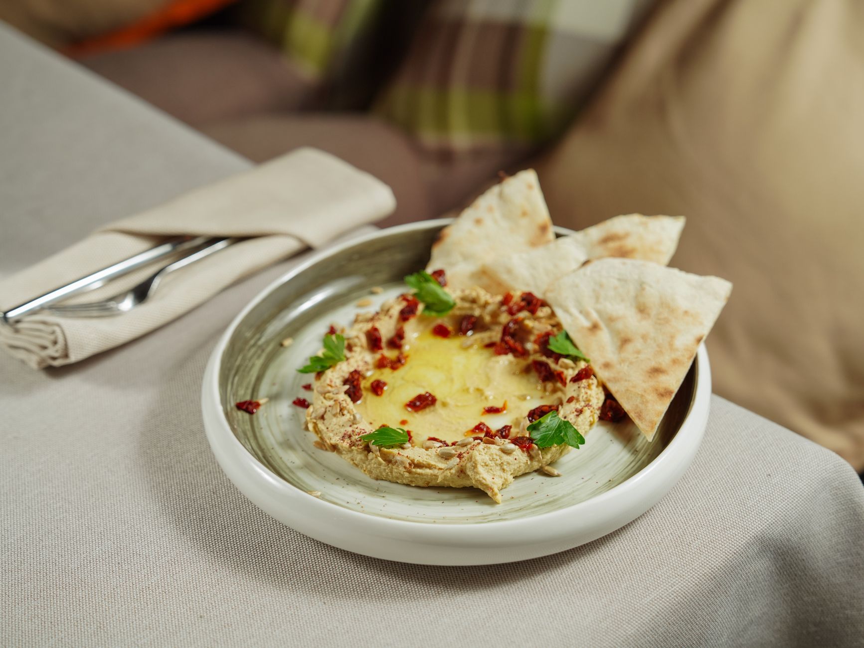 Lemony Chickpea Puree Recipe: A Fresh and Creamy Lunch Delight