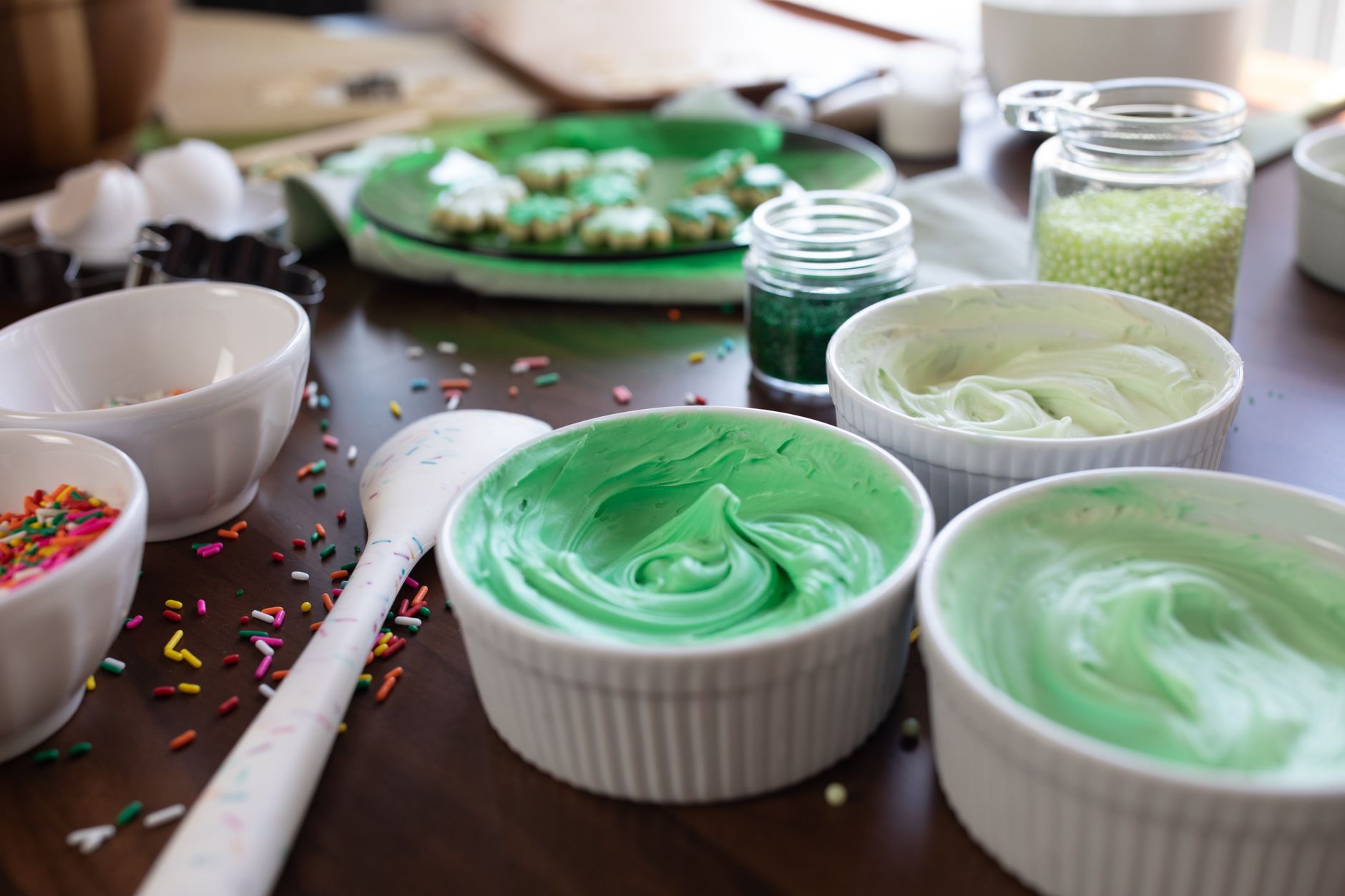 Frost by Numbers: How to Make Frosting Colors