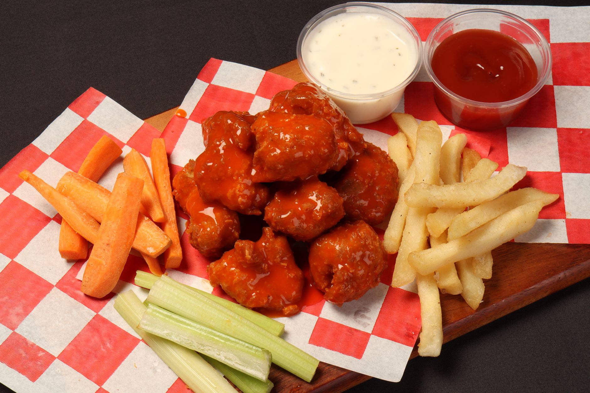 Hot Honey Buffalo Cauliflower: Crispy, Sweet & Spicy Delight