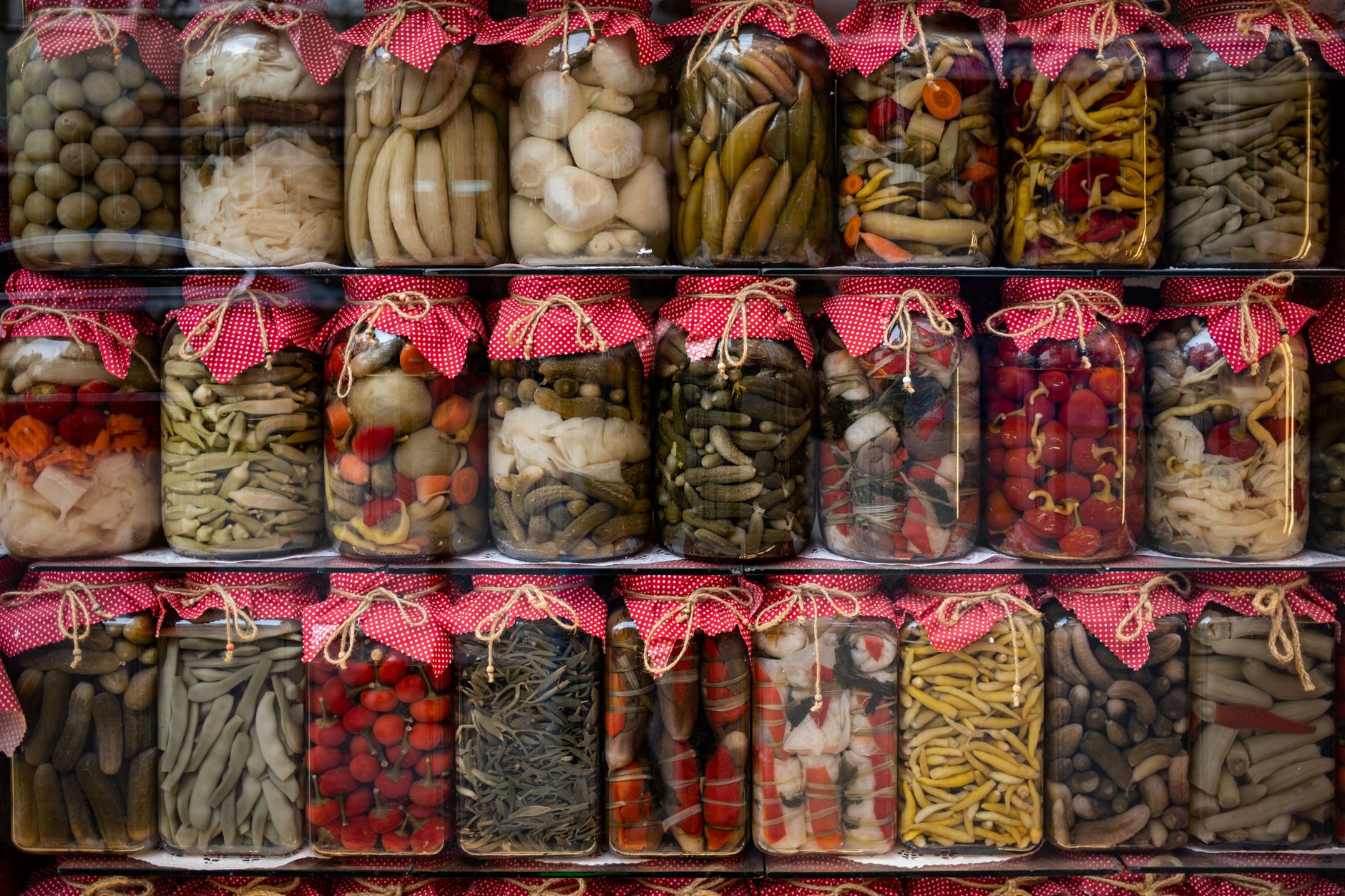 Housemade Habanero Pickles: Spicy, Tangy, and Crisply Delicious