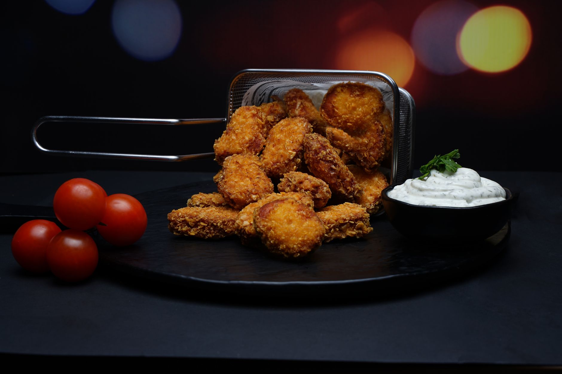 Crispy Fried Pickles with Buttermilk Dipping Sauce