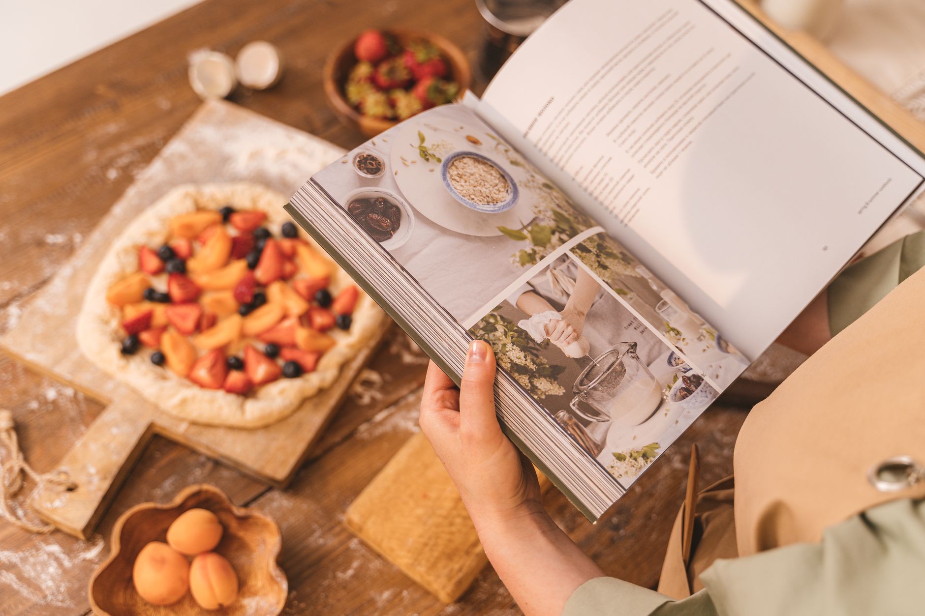 Delicious & Easy Fruit Pizza Recipe for a Refreshing Dessert