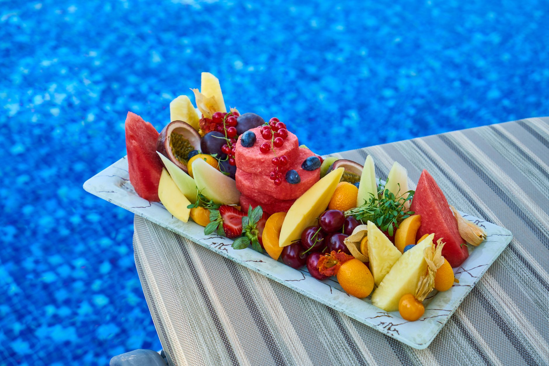 Fruit Platter Recipe: A Colorful, Refreshing Snack for Any Occasion
