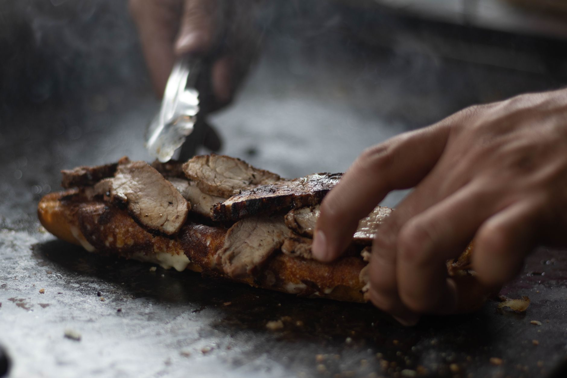 Grilled Flatbread with Pork and Pineapple: A Flavor-Packed Summer Delight