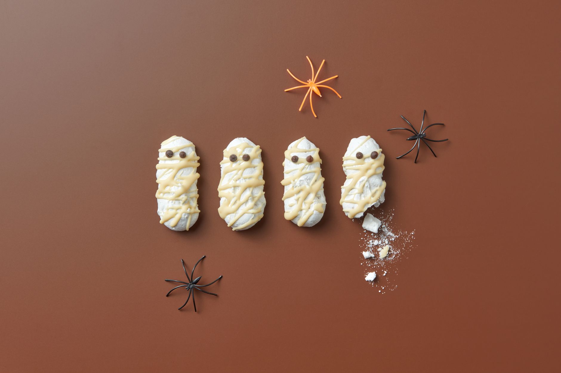 Halloween Crispy Rice Treats: Spooky & Delicious Dessert Recipe