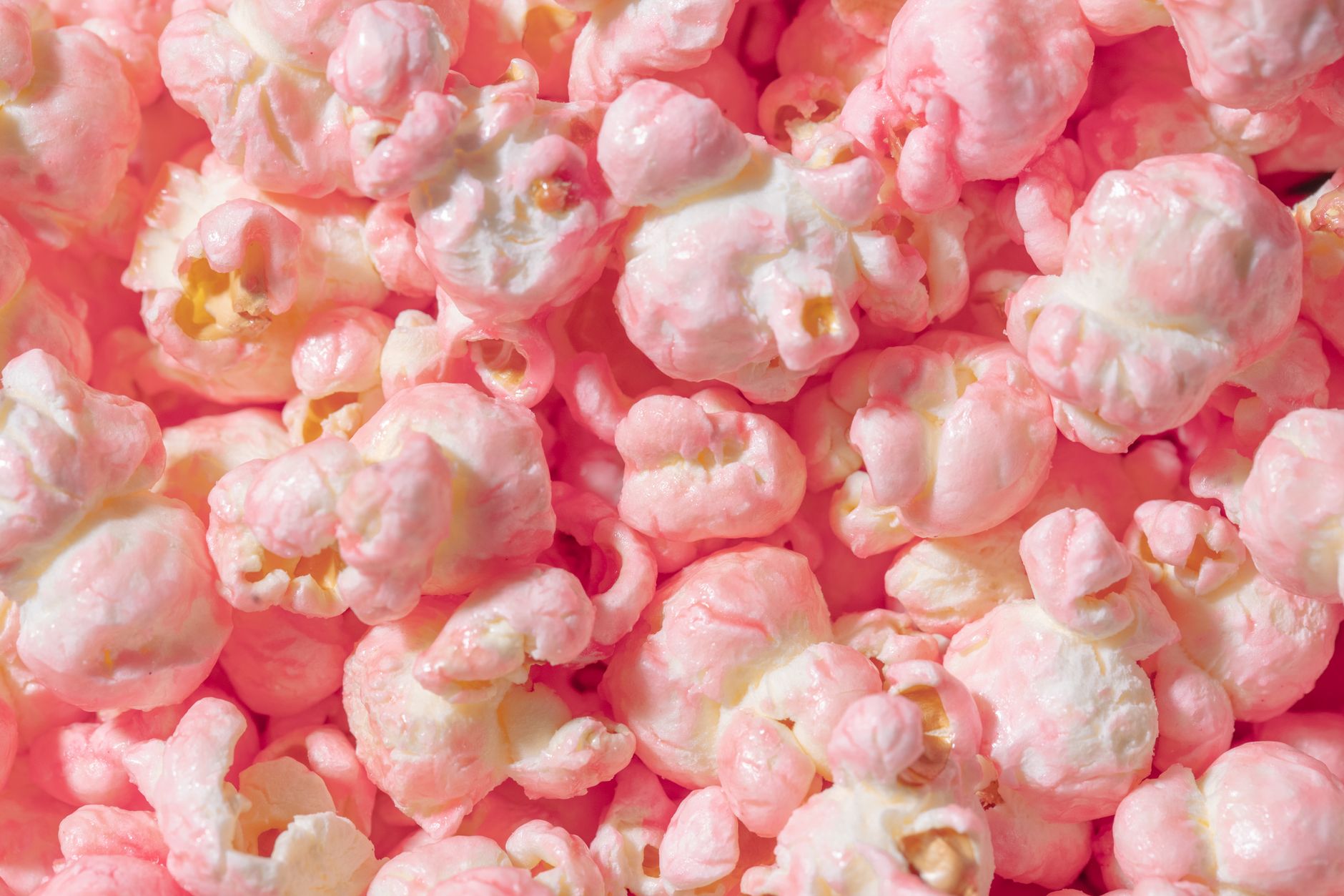 Maple-Bacon Popcorn: Sweet and Savory Snack Recipe