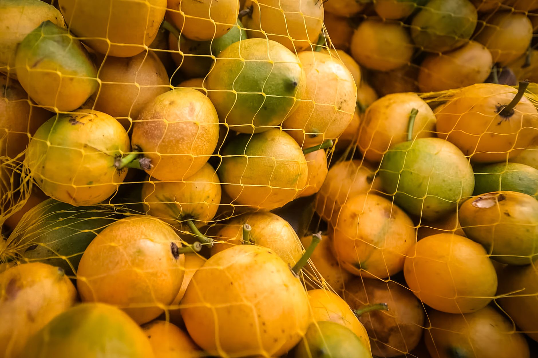 Passion Fruit Dressing Recipe: Bright & Tangy Flavor Boost