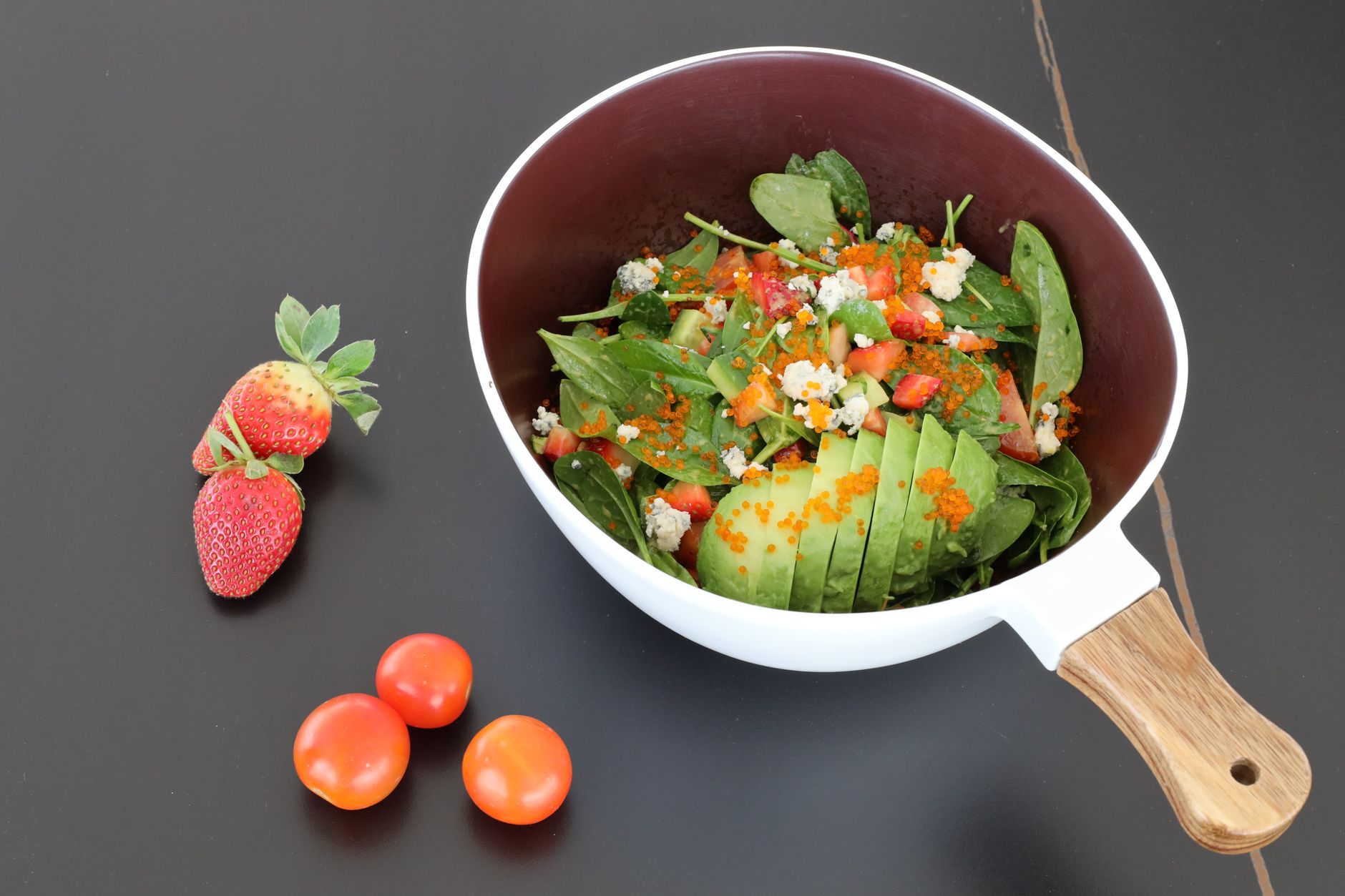 Spinach Salad with Raspberry Dressing